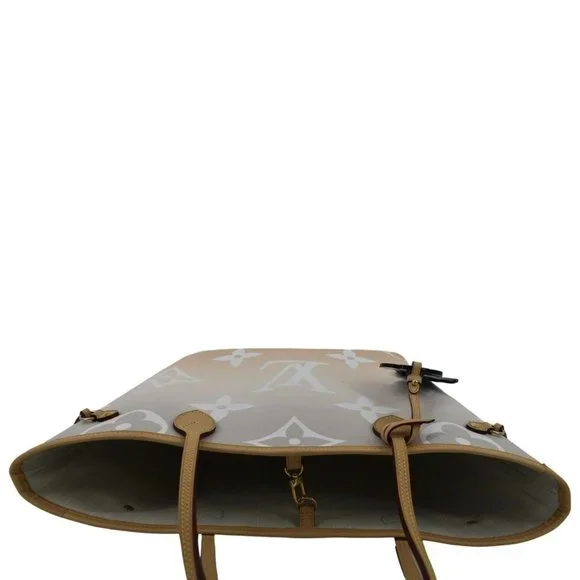 LOUIS VUITTON  Neverfull MM By The Pool Monogram Giant Tote Bag Brume - Picture 5 of 13